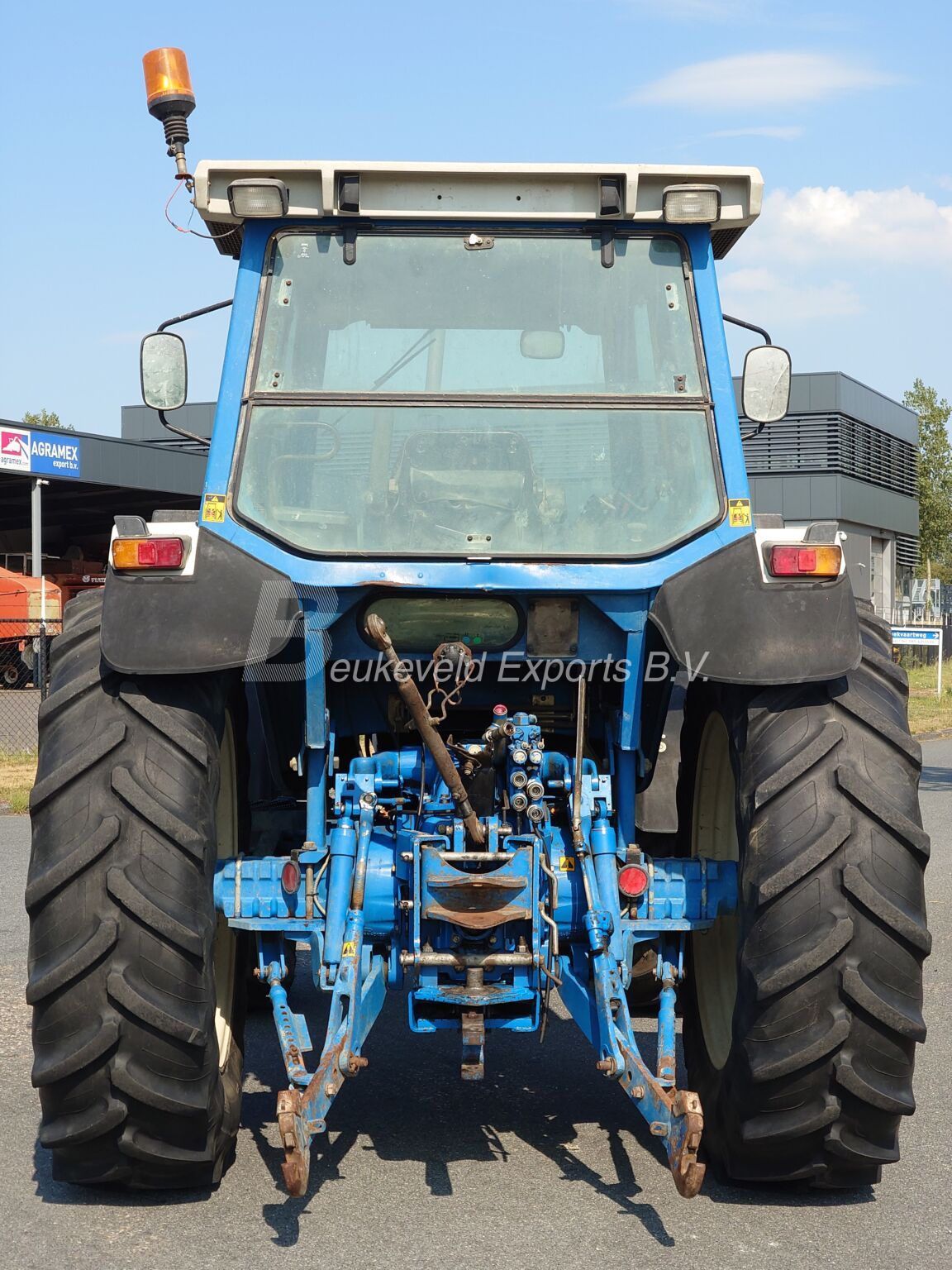 Ford 8210 III carraro (6)