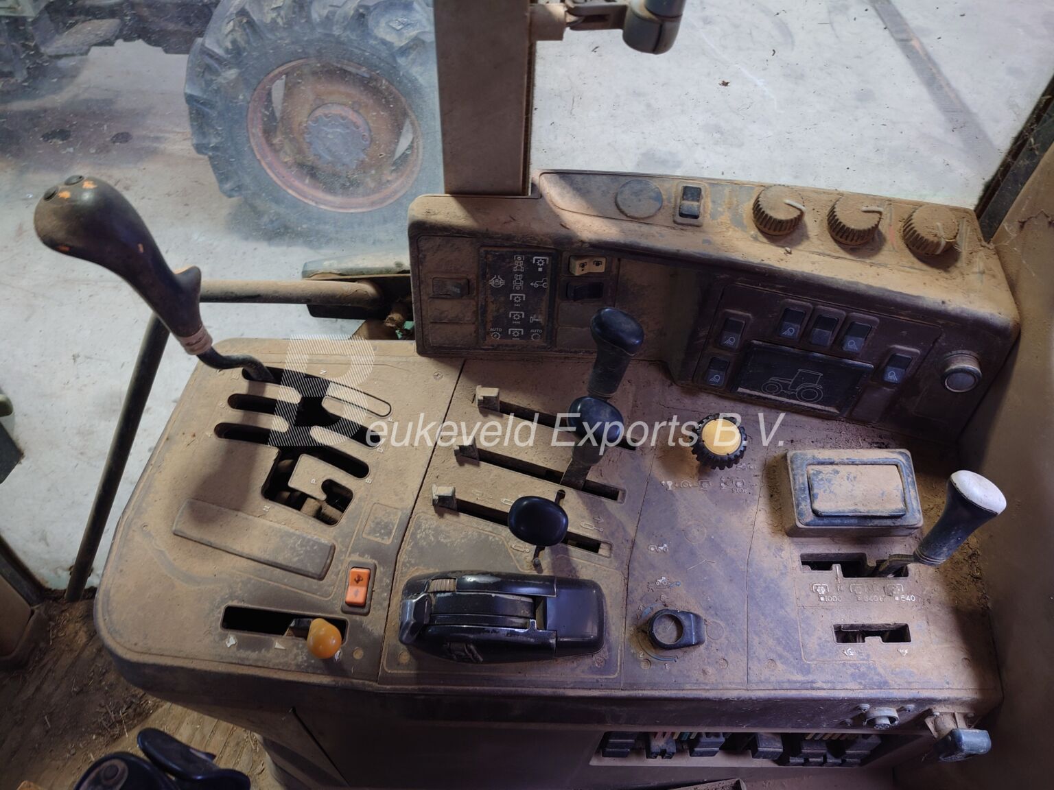John Deere 6810 Powrquad (7)