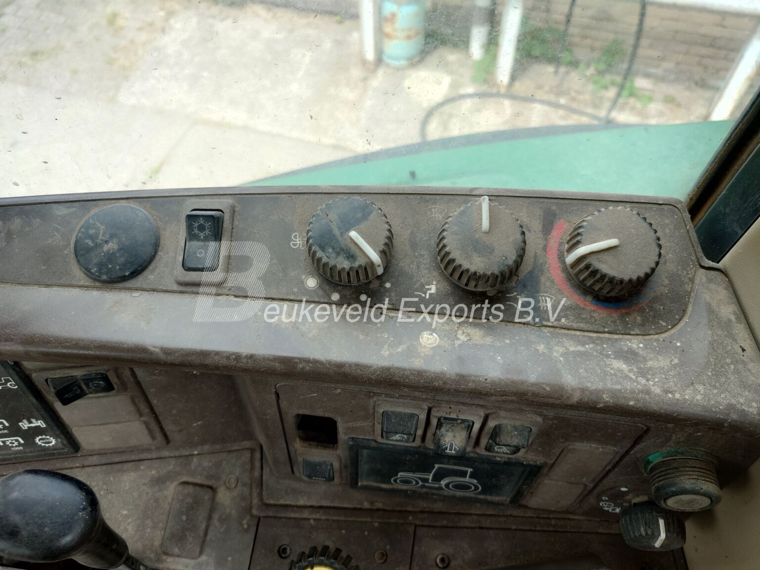 John deere JD 6910 Powrquad (15)