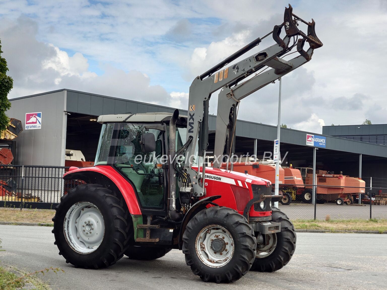 MASSEY FERGUSON MF 5445 TURBO (9)