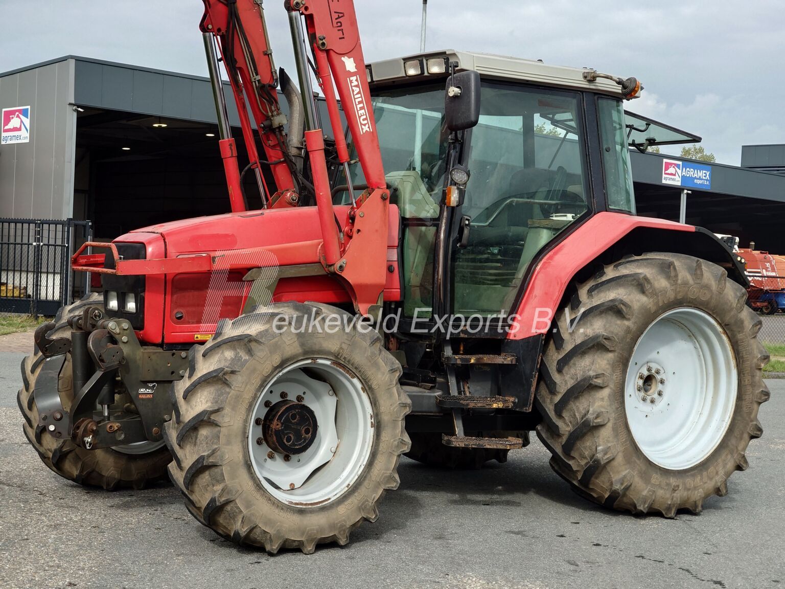 MASSEY FERGUSON MF 6290 FRONTLOADER (9)