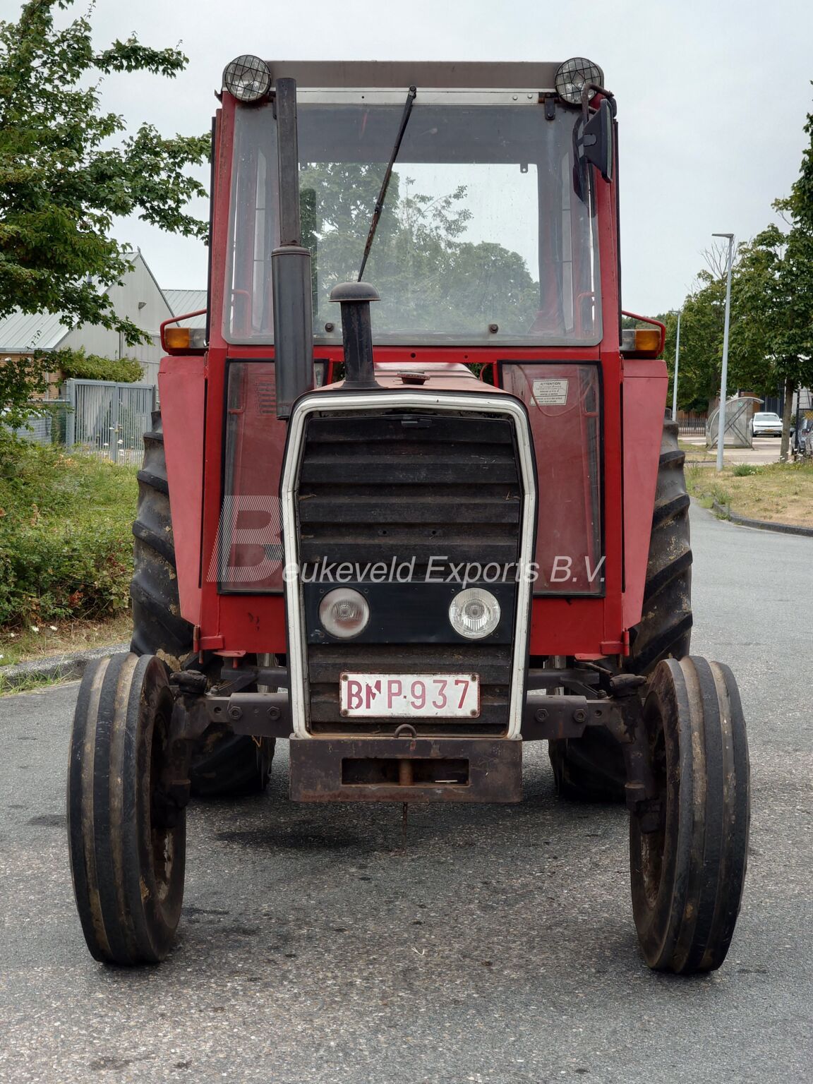 MF 275 S12 (10)