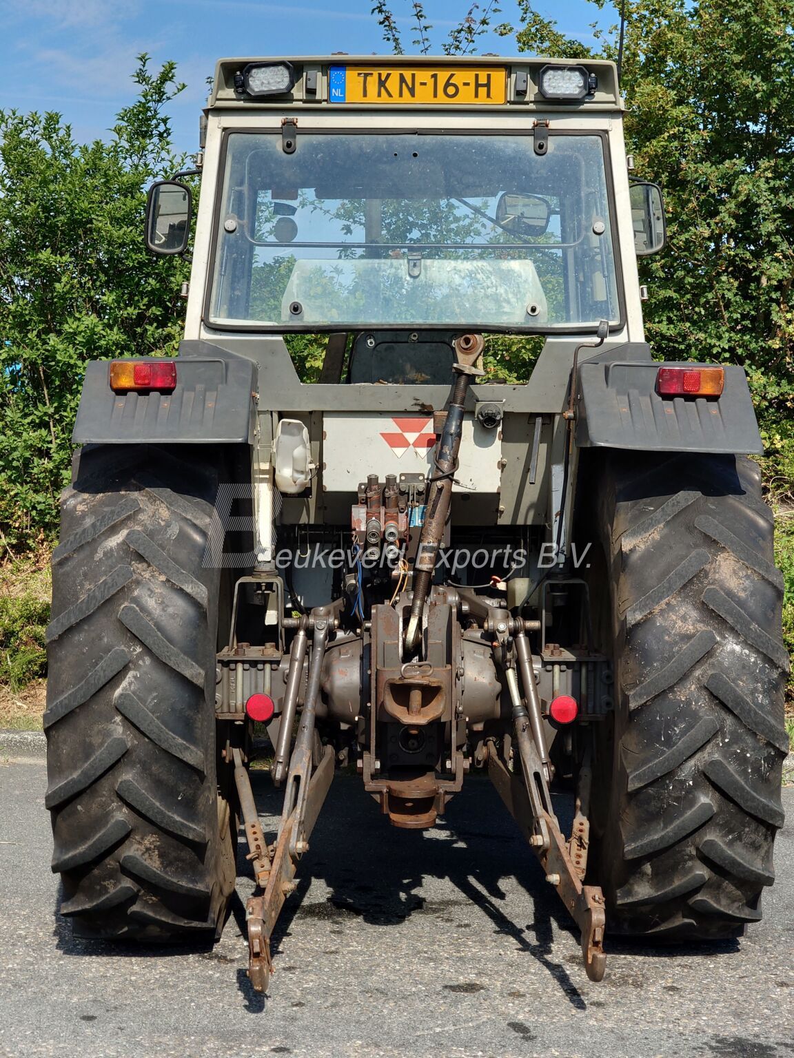 Massey Ferguson MF 390 Turbo (13)