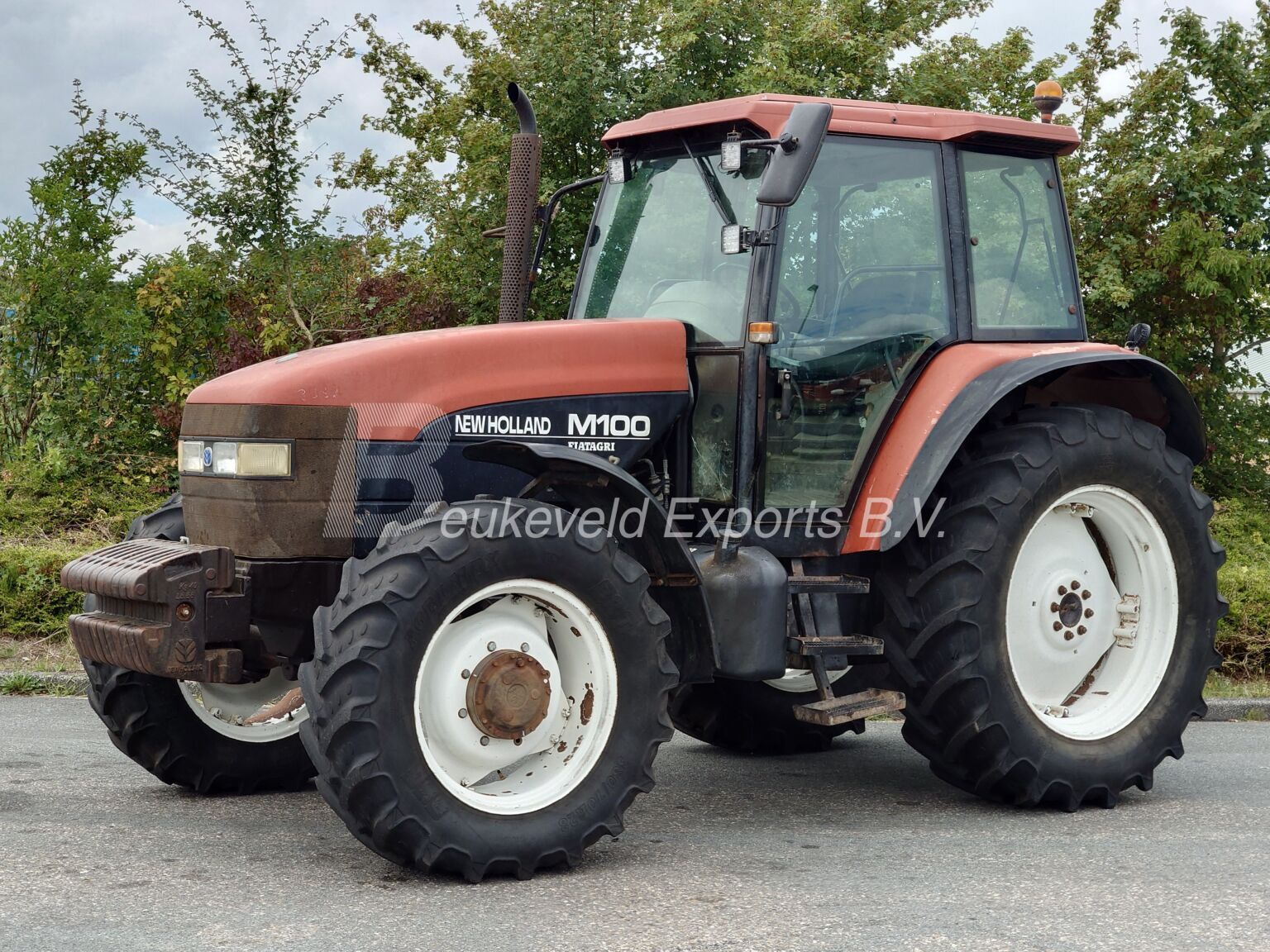NEW HOLLAND M100 DT AIRCO (5)