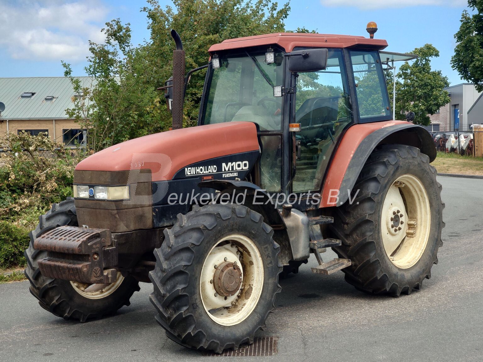 New Holland M100 DT Airconditioning (10)