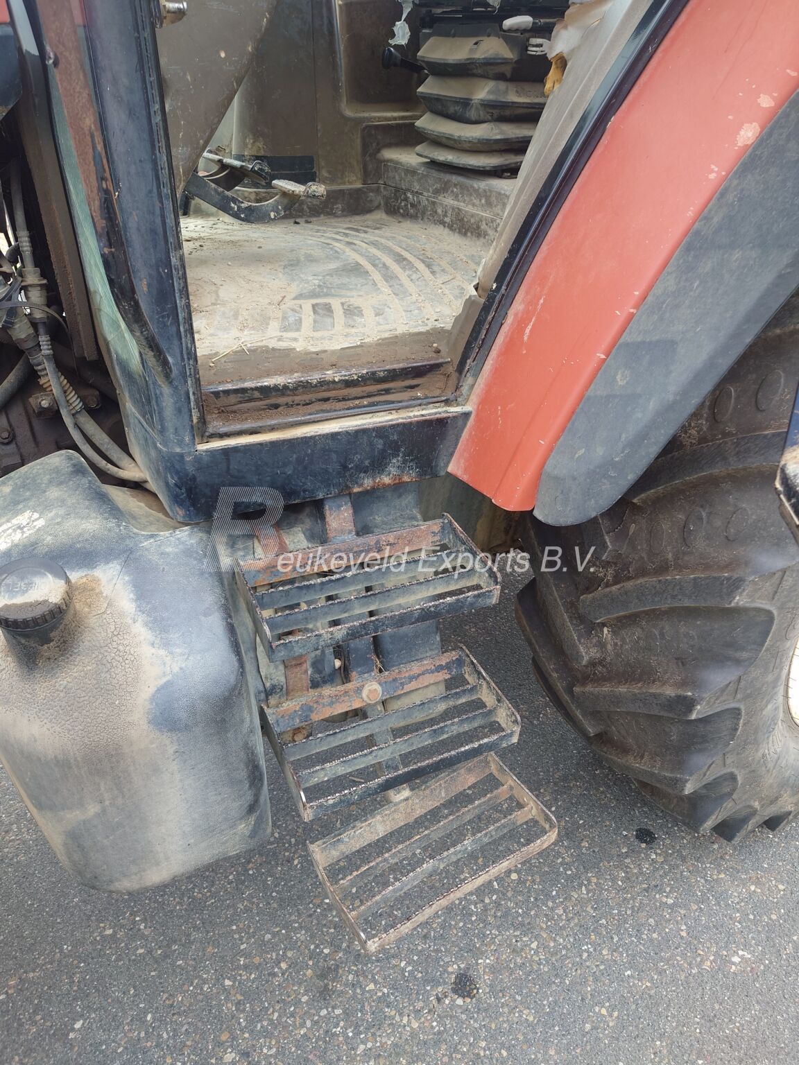New Holland M100 DT Airconditioning (4)
