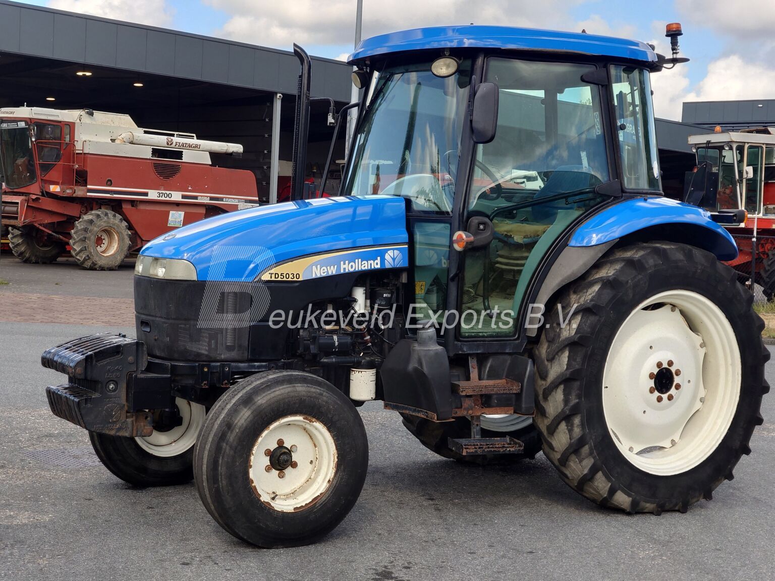 New Holland TD5030 2wd (10)