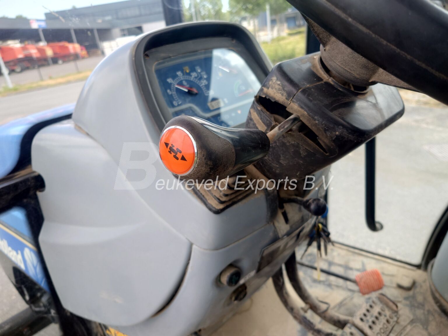 New Holland TD5030 2wd (7)
