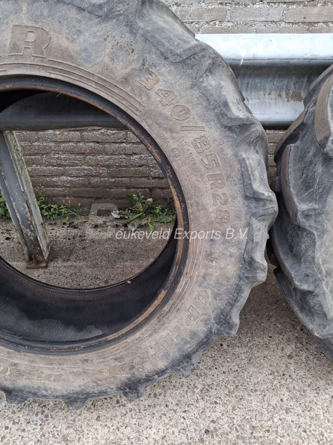 Used Set Goodyear Tyres 13.6R28 (3)