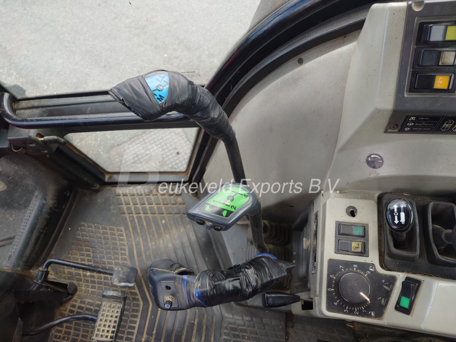 Valtra Valmet 8450 (10)