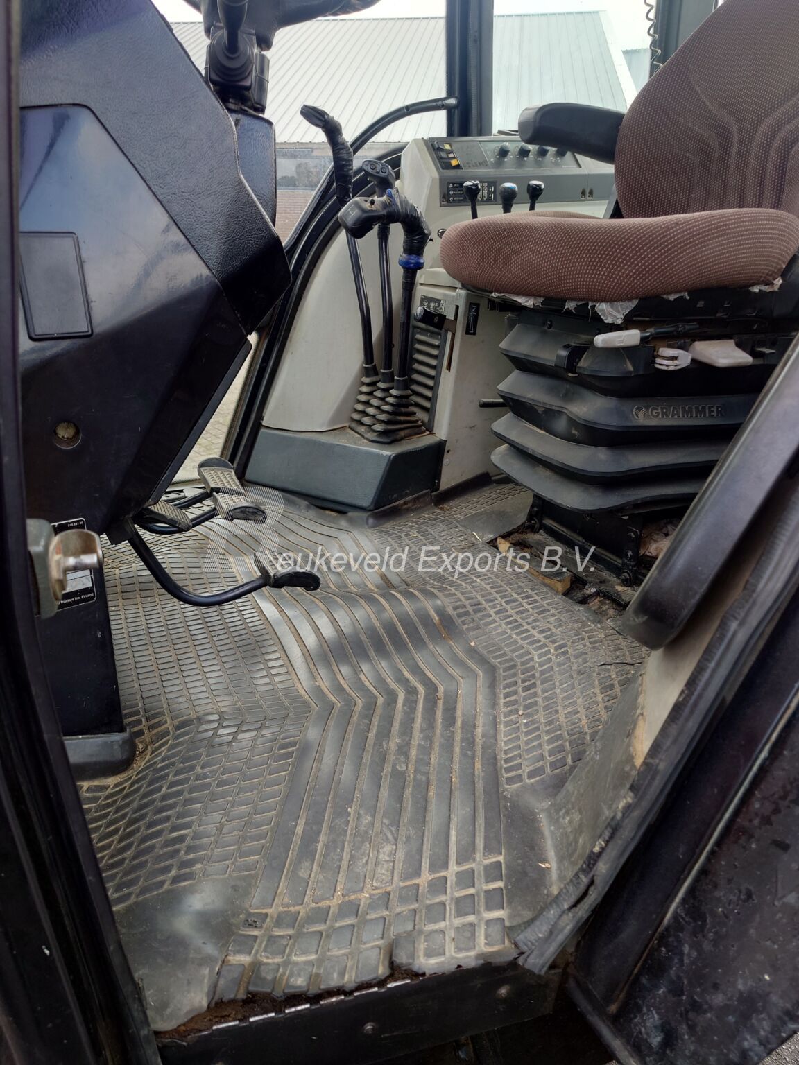 Valtra Valmet 8450 (3)