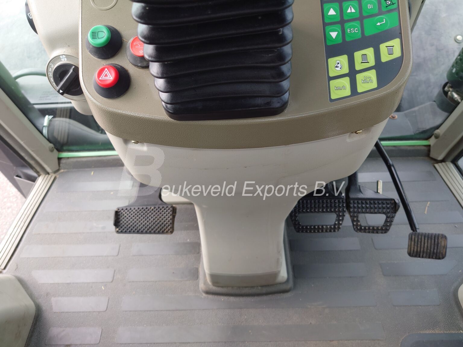 Fendt 415 Vario TMS (14)