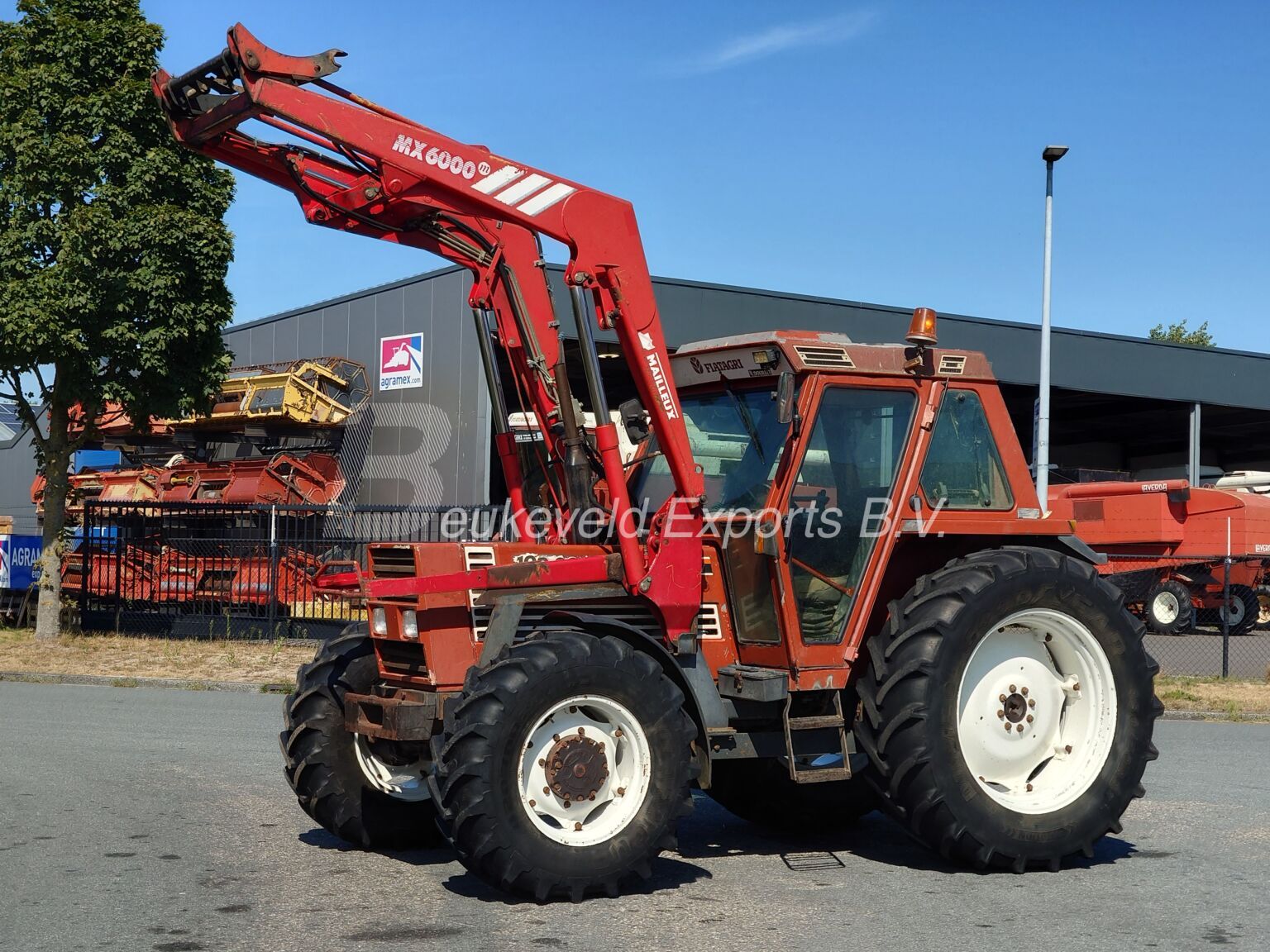 Fiat 100-90 frontloader (12)