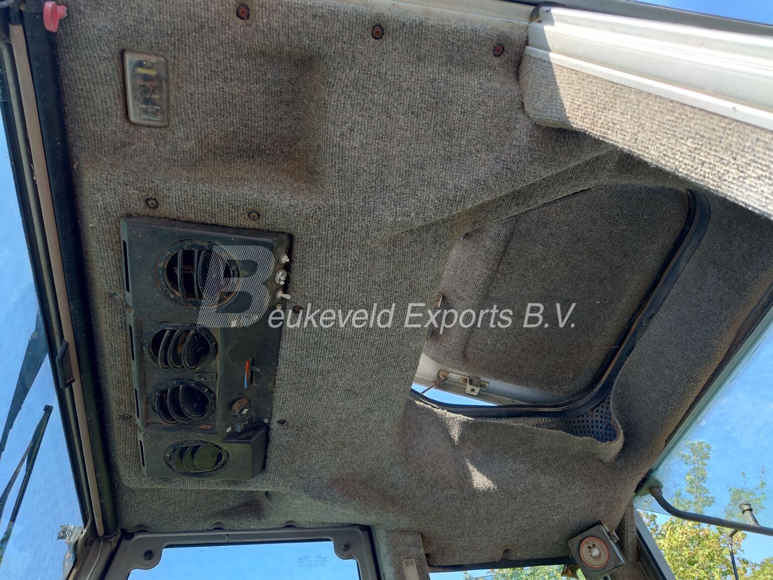 Landini 9880 frontloader (14)