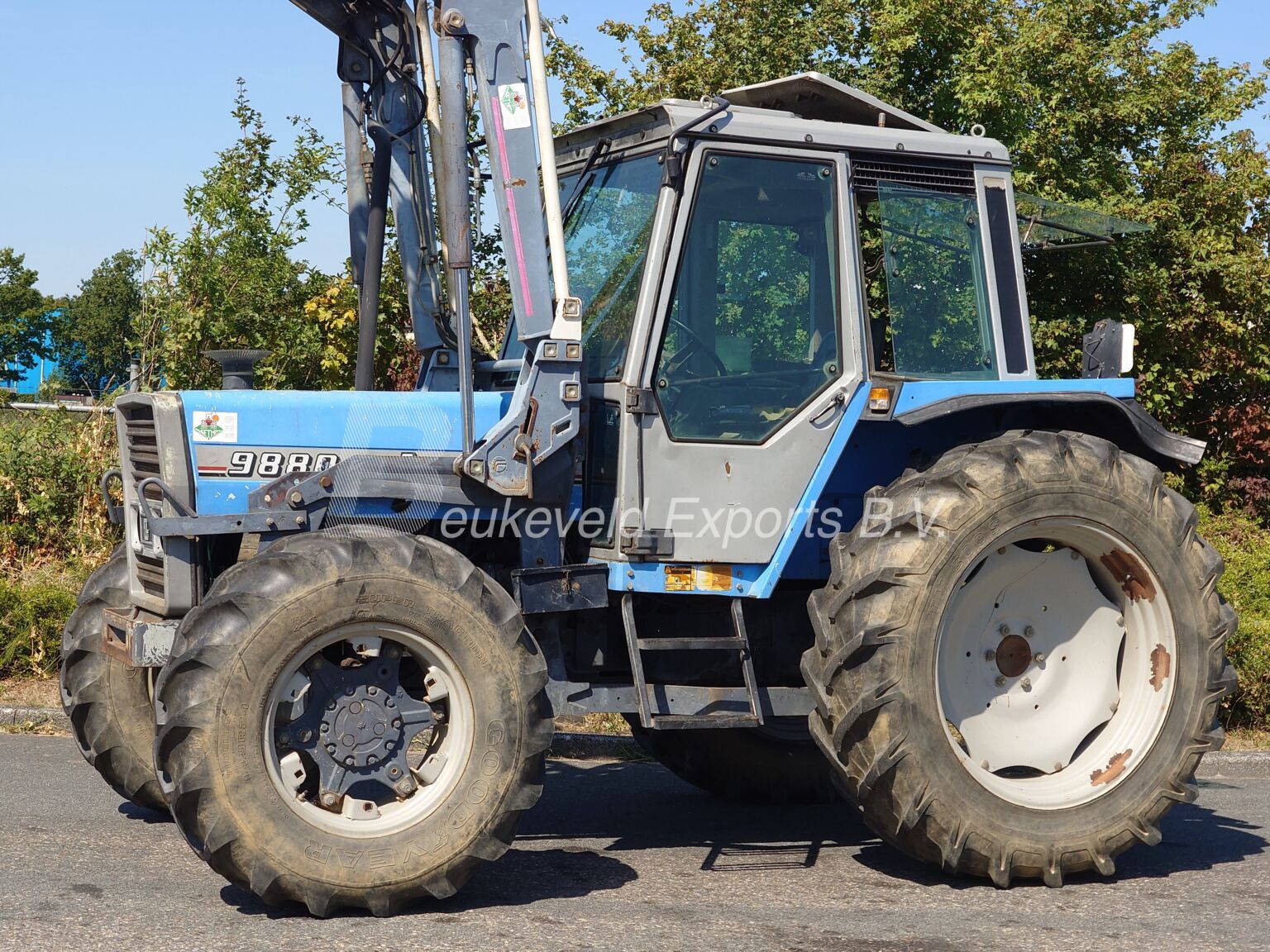 Landini 9880 frontloader (15)