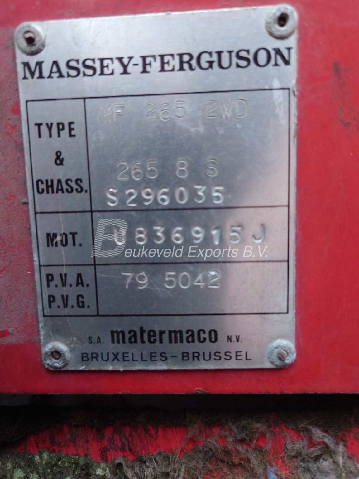 Massey Ferguson MF 265 (11)