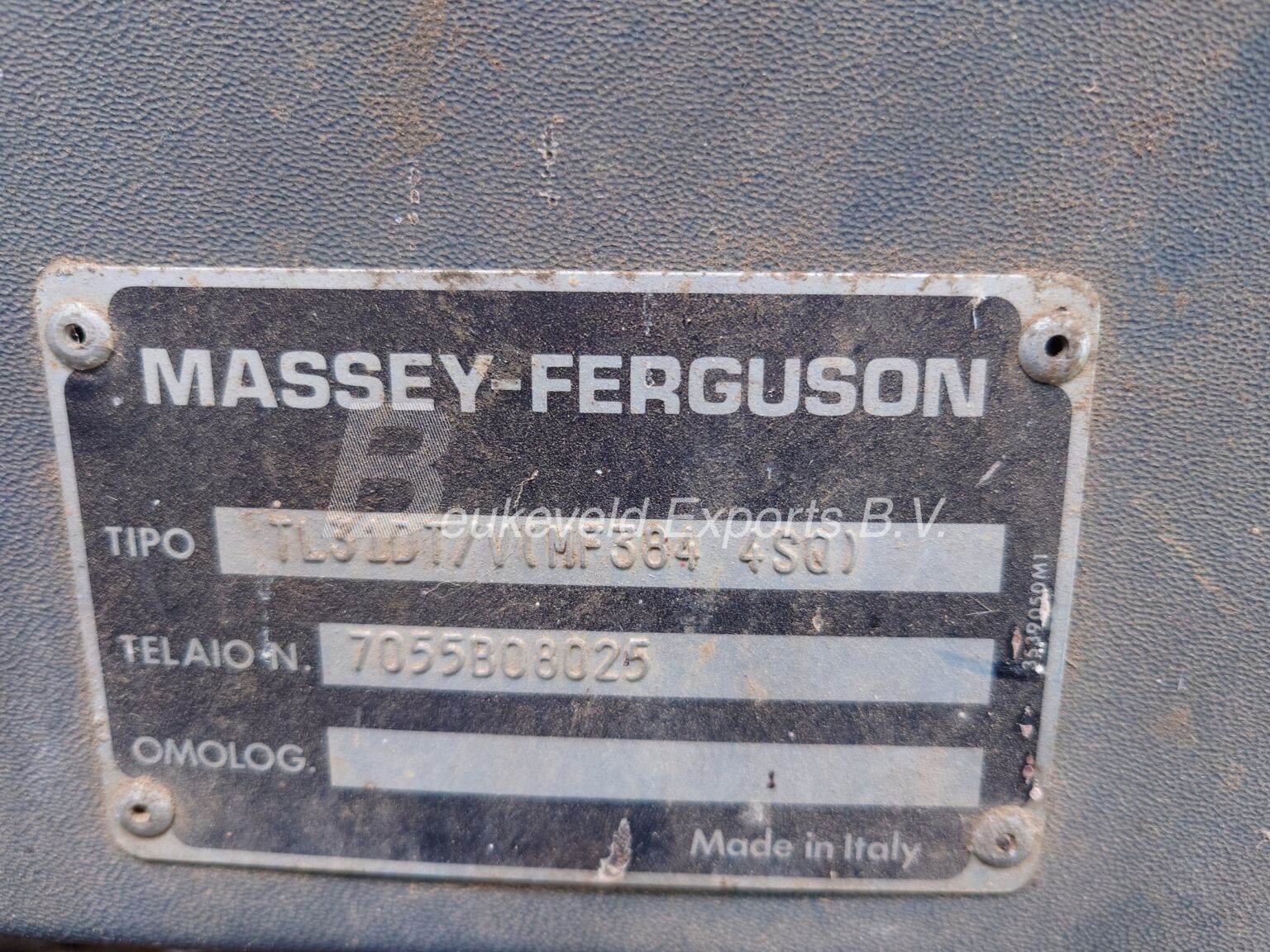 Massey Ferguson MF 384 S 4X4 Fruttero (1)
