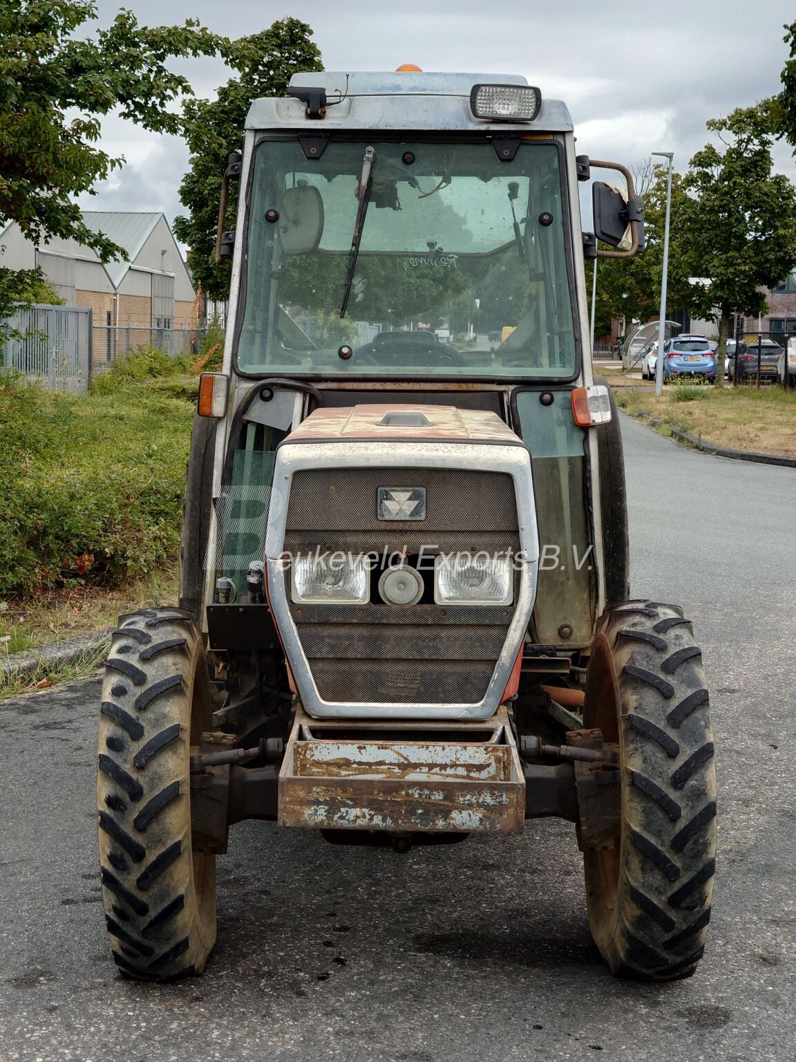 Massey Ferguson MF 384 S 4X4 Fruttero (12)