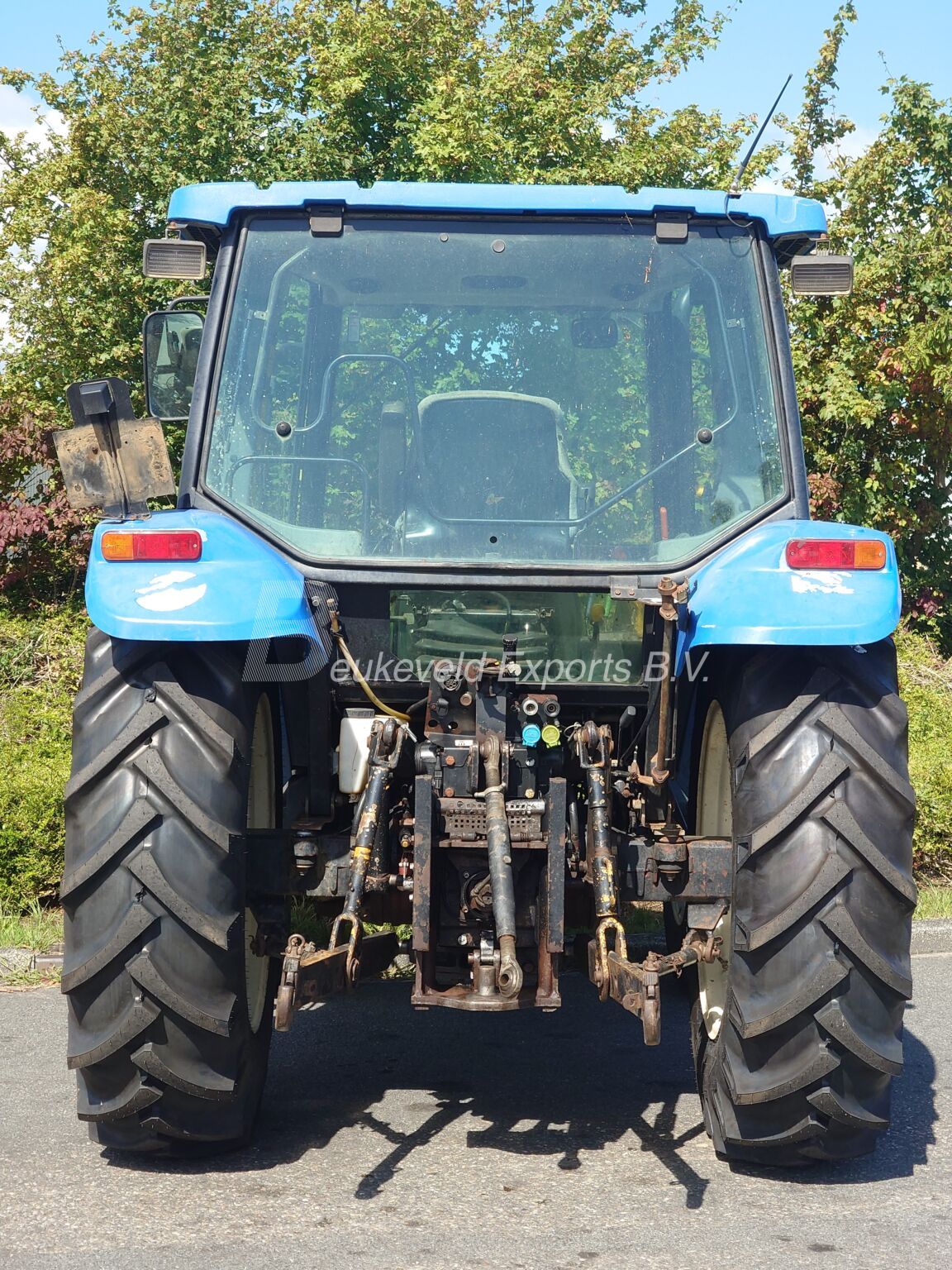 NEW HOLLAND TL90 A TURBO (22)