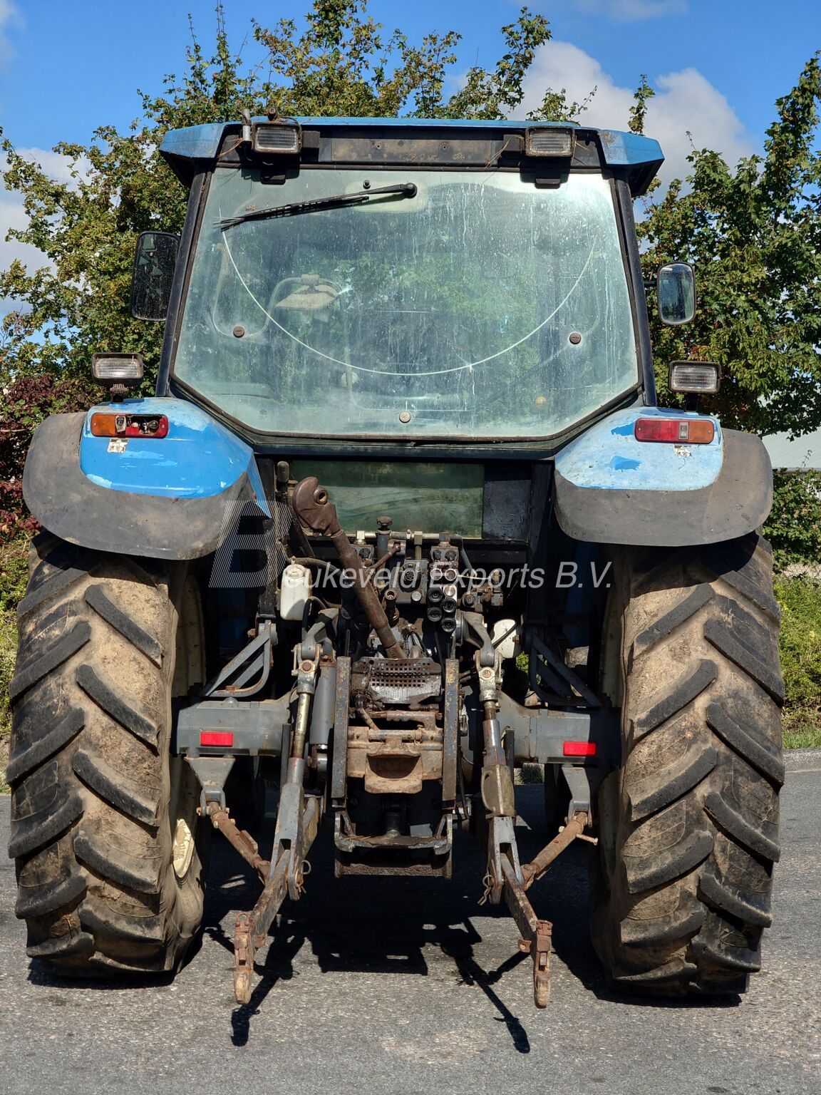 New Holland Ford 8260 Range command 40kmh (3)