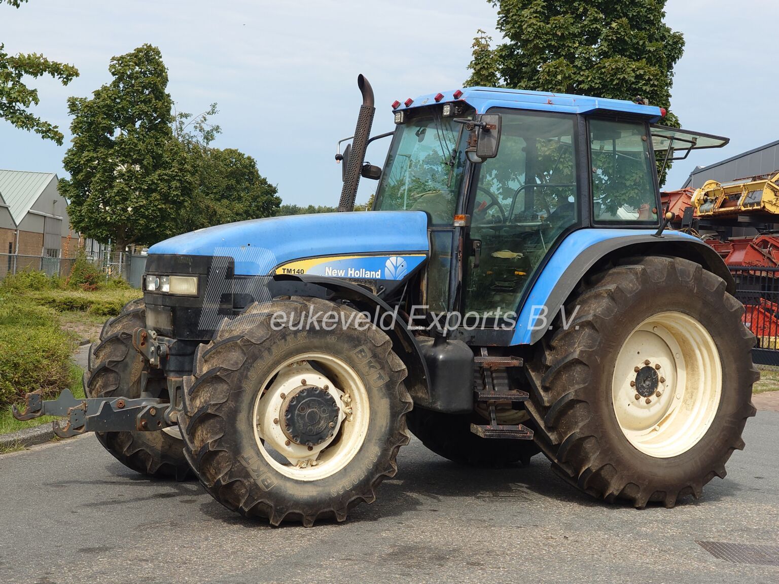 New Holland M135 DT Dual Command 40kmh (13)