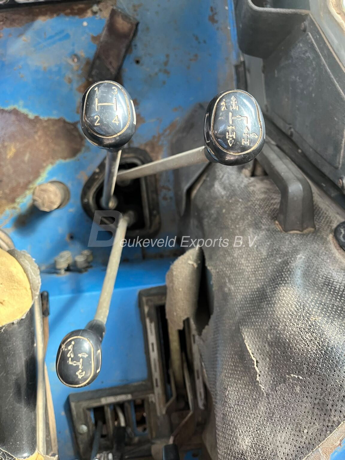 levers