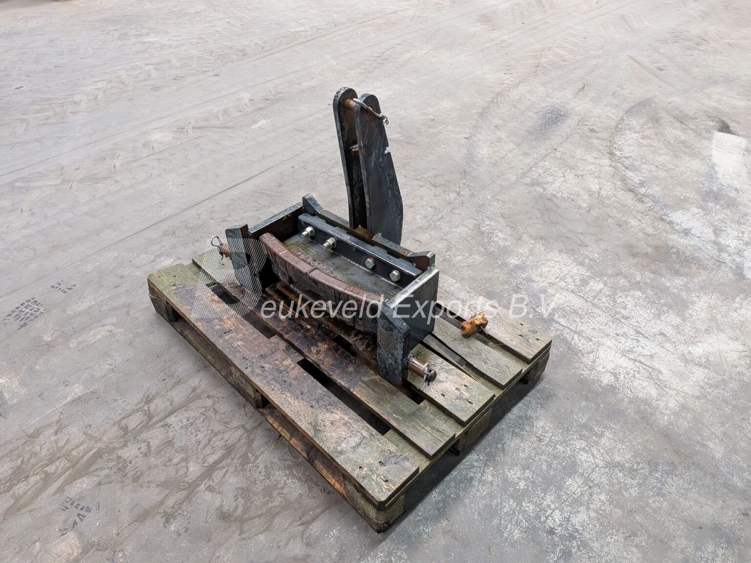 3-point hitch weight frame New Holland G240 (1)