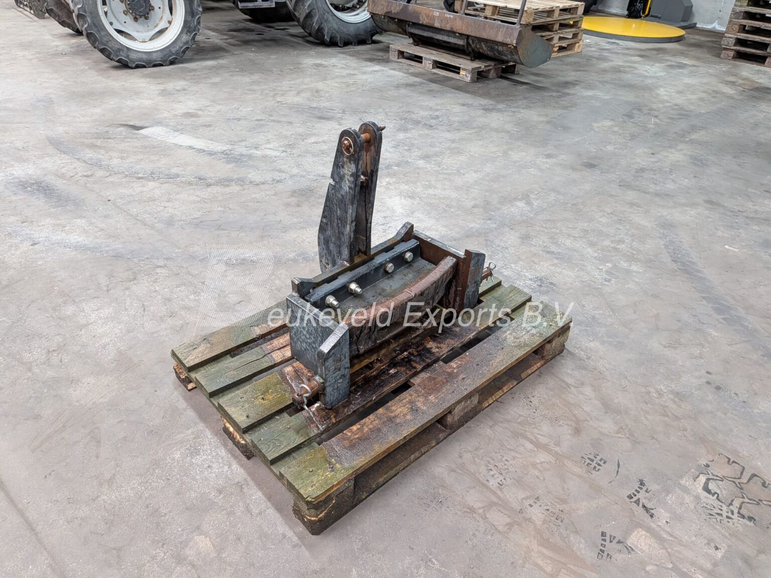 3-point hitch weight frame New Holland G240 (4)