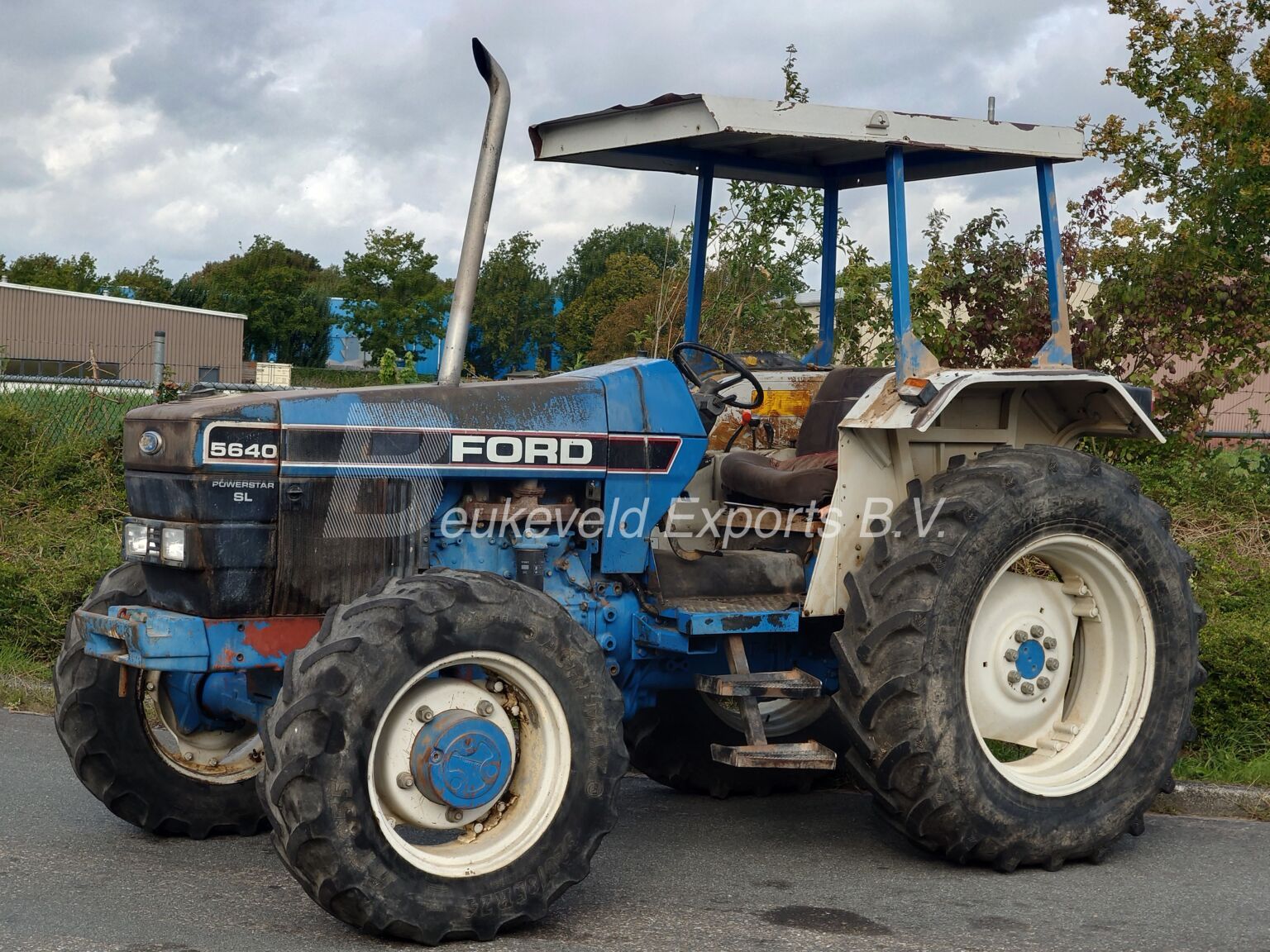 FORD 5640SL 4×4 CARRARO (4)