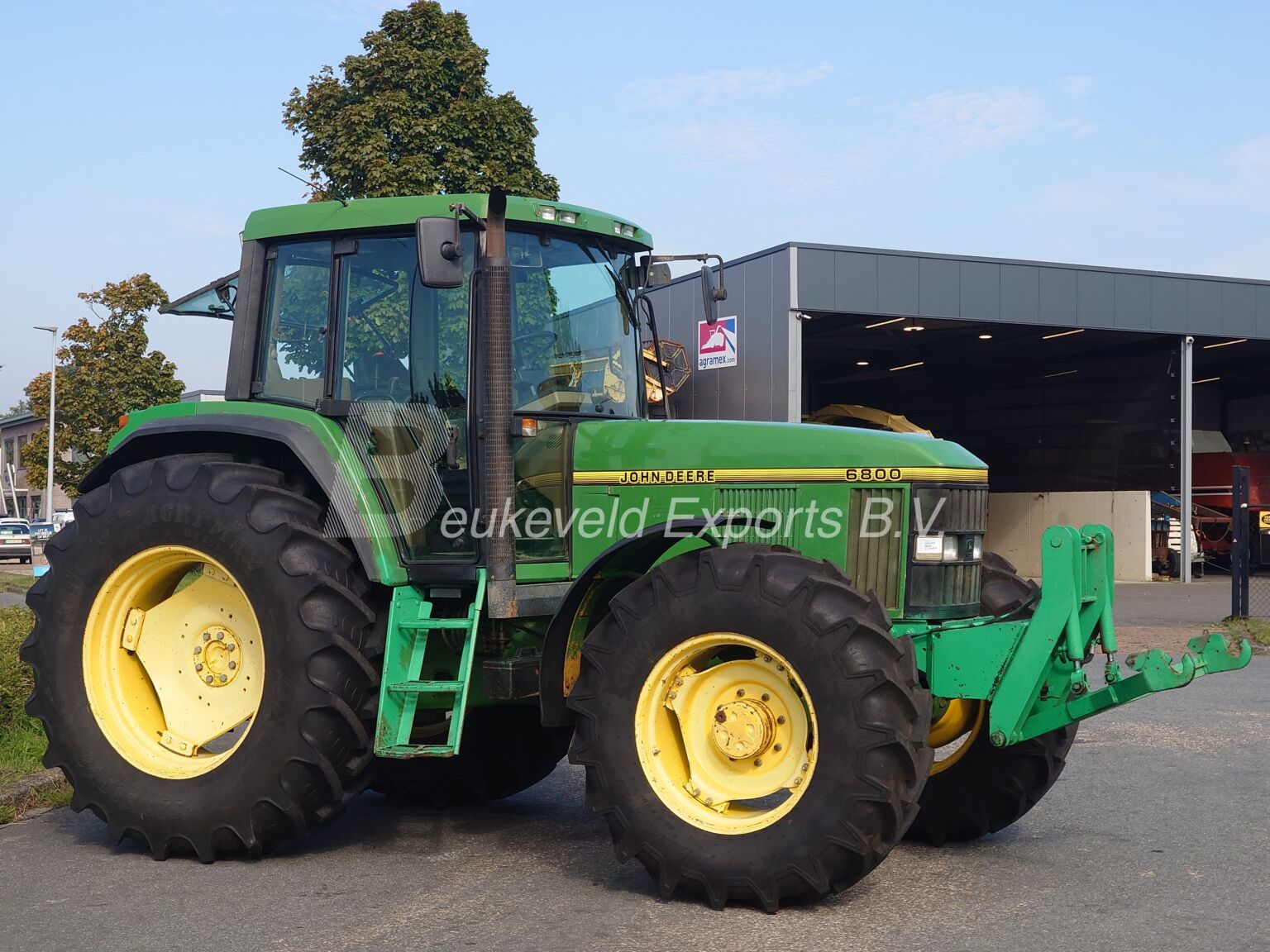 JOHN DEERE 6800 POWRQUAD (1)