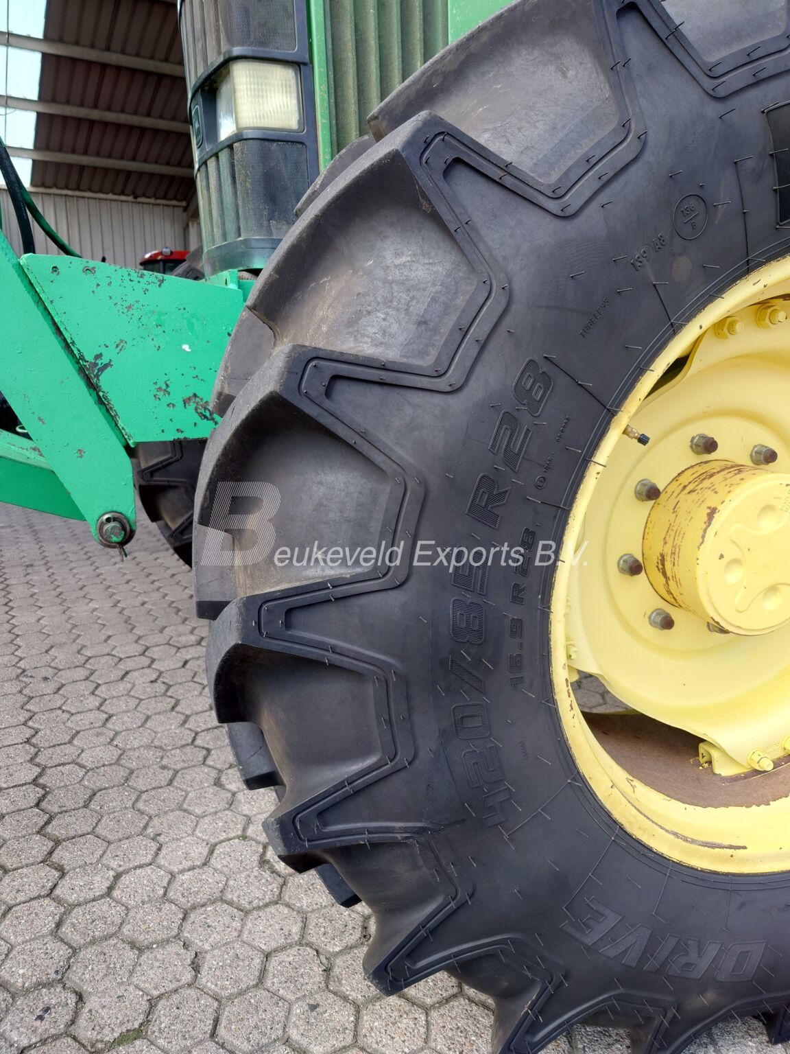 JOHN DEERE 6800 POWRQUAD (22)