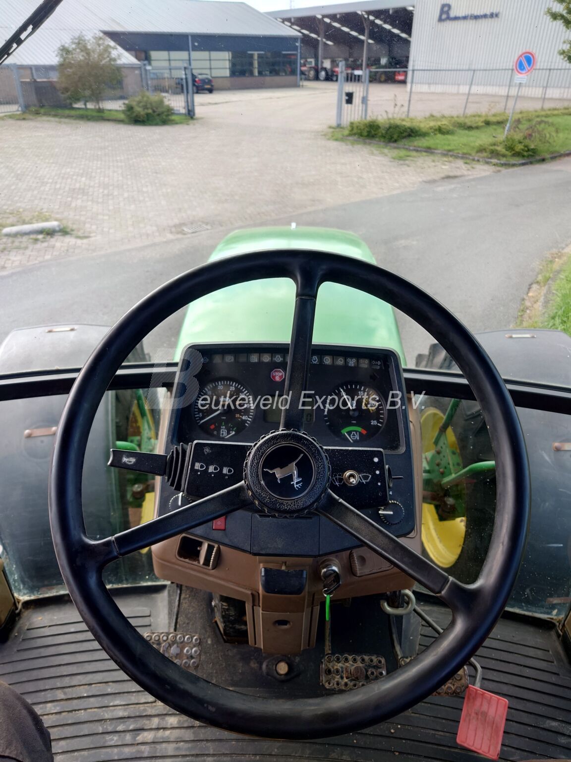 JOHN DEERE 6800 Powrquad (17)
