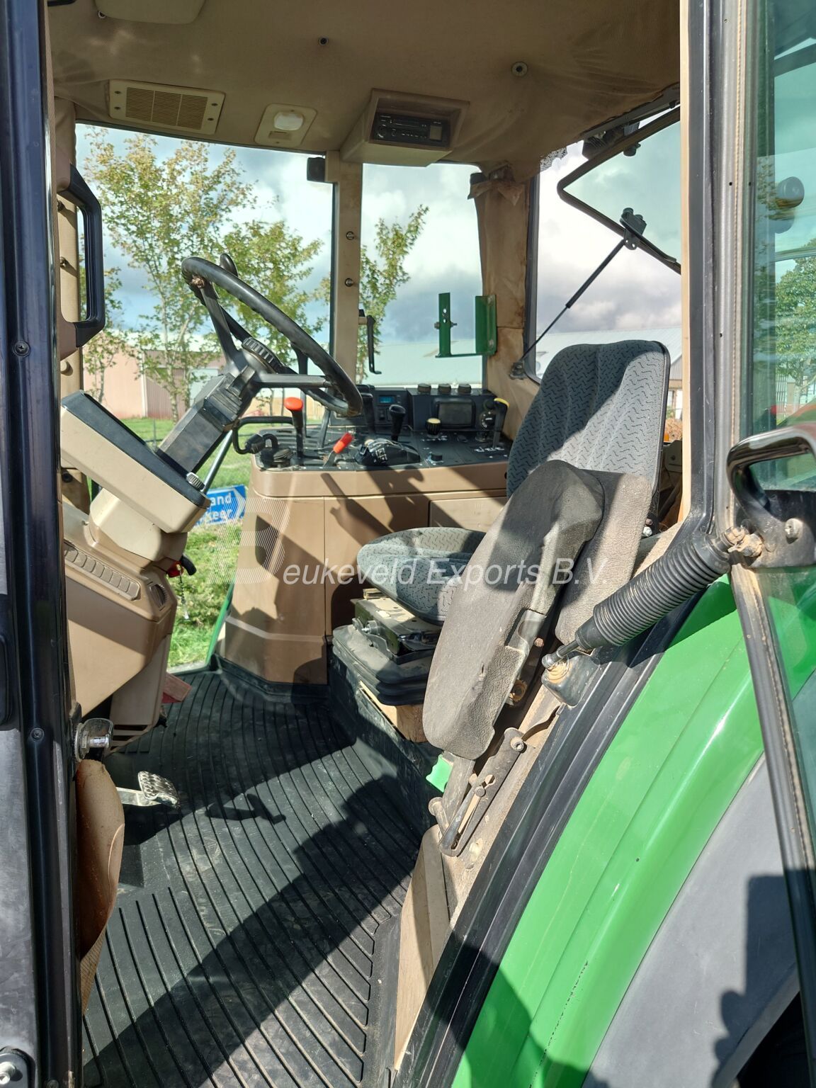 JOHN DEERE 6900 TURBO (10)