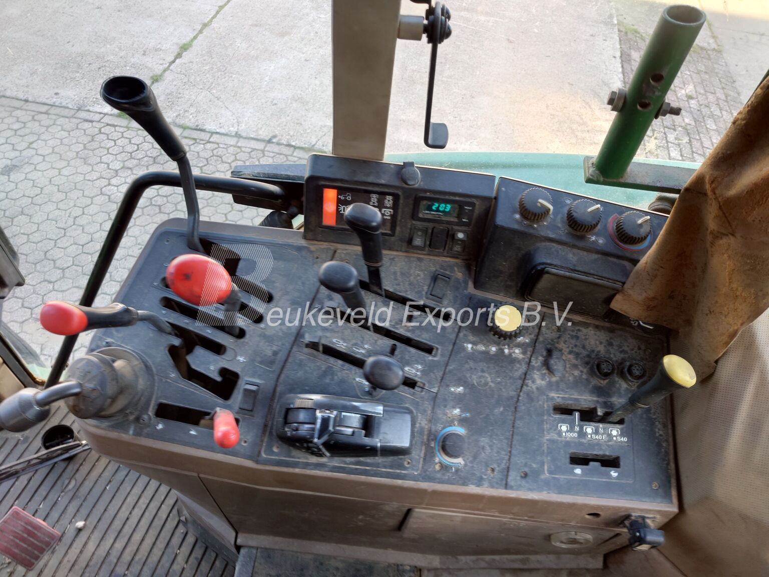 John Deere 6900 turbo Powrquad 40kmh (7)