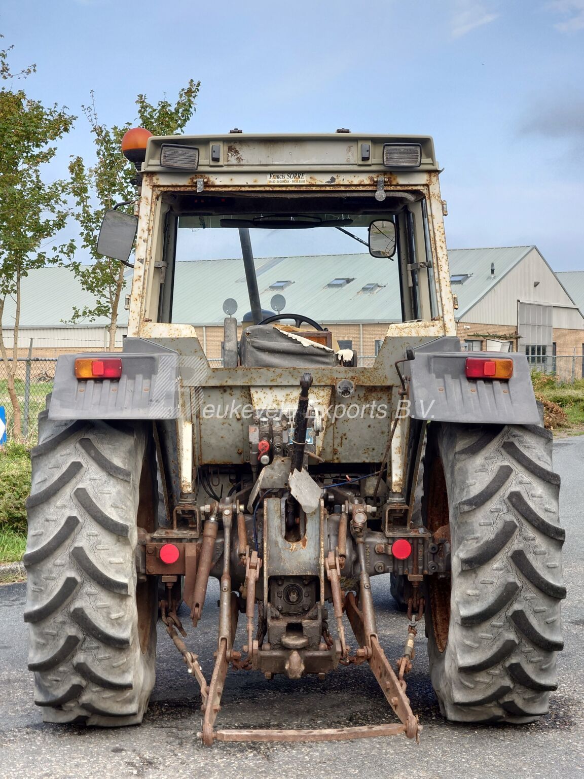 MASSEY FERGUSON 365 4X4 (4)