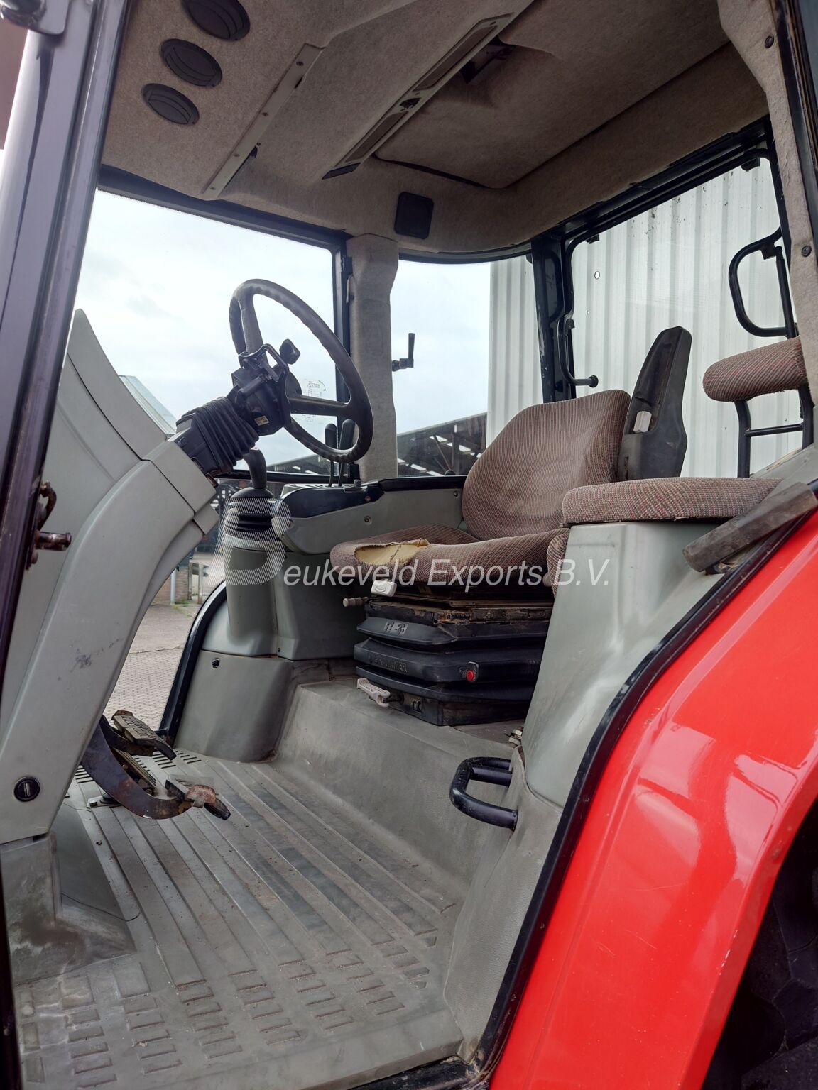 MF MASSEY Ferguson 6255 (8)