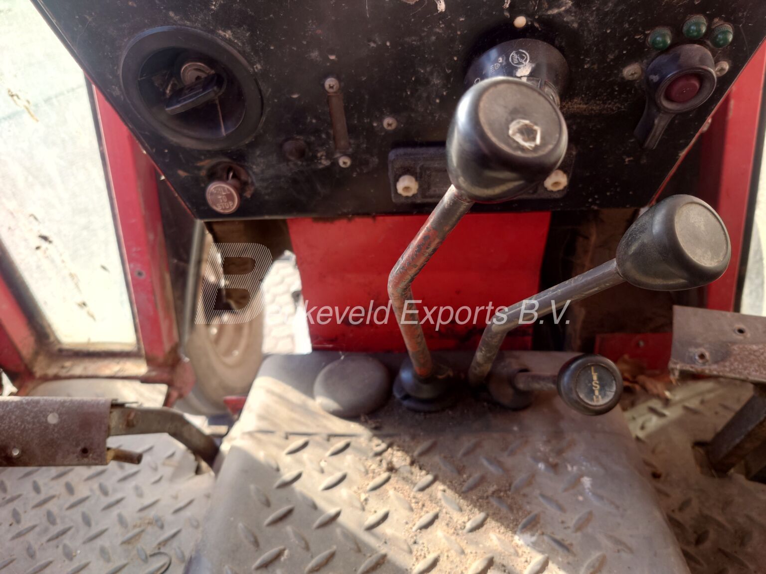 Massey Ferguson MF 265 UK built (4)