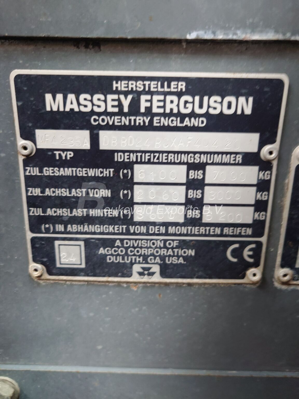Massey Ferguson MF 4235 4X4 Hi Vision Airbrakes (1)
