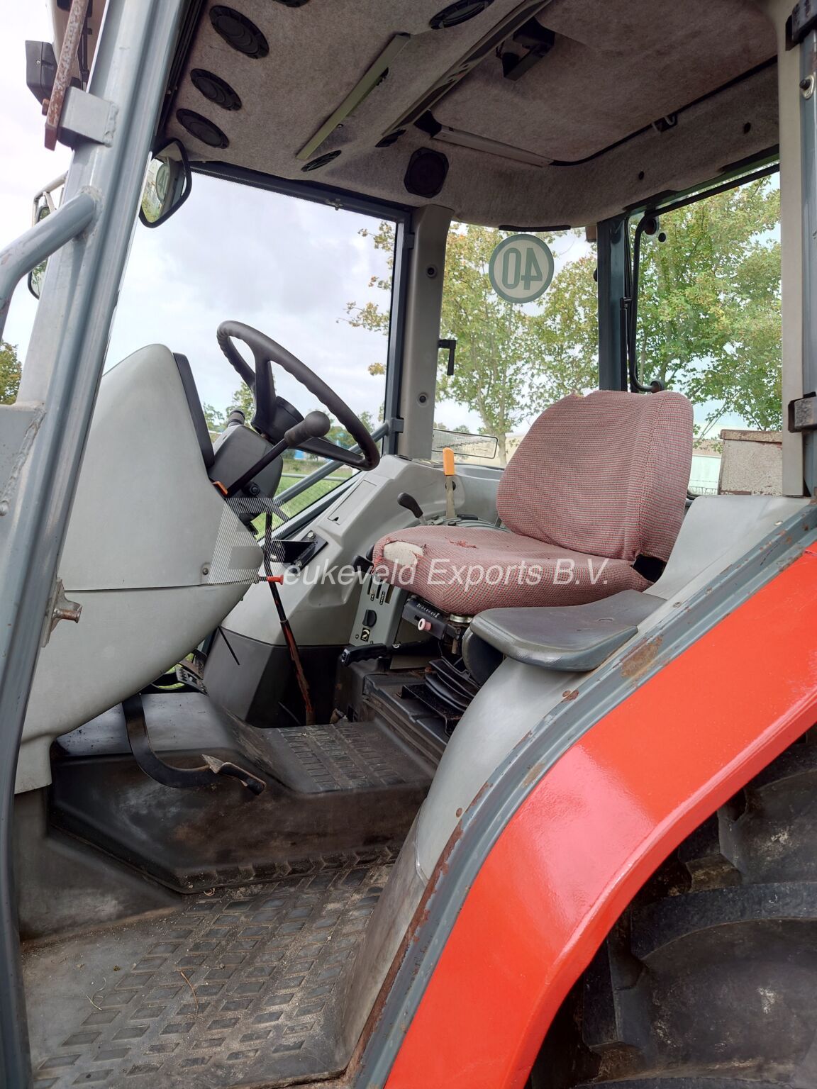 Massey Ferguson MF 4235 4X4 Hi Vision Airbrakes (10)