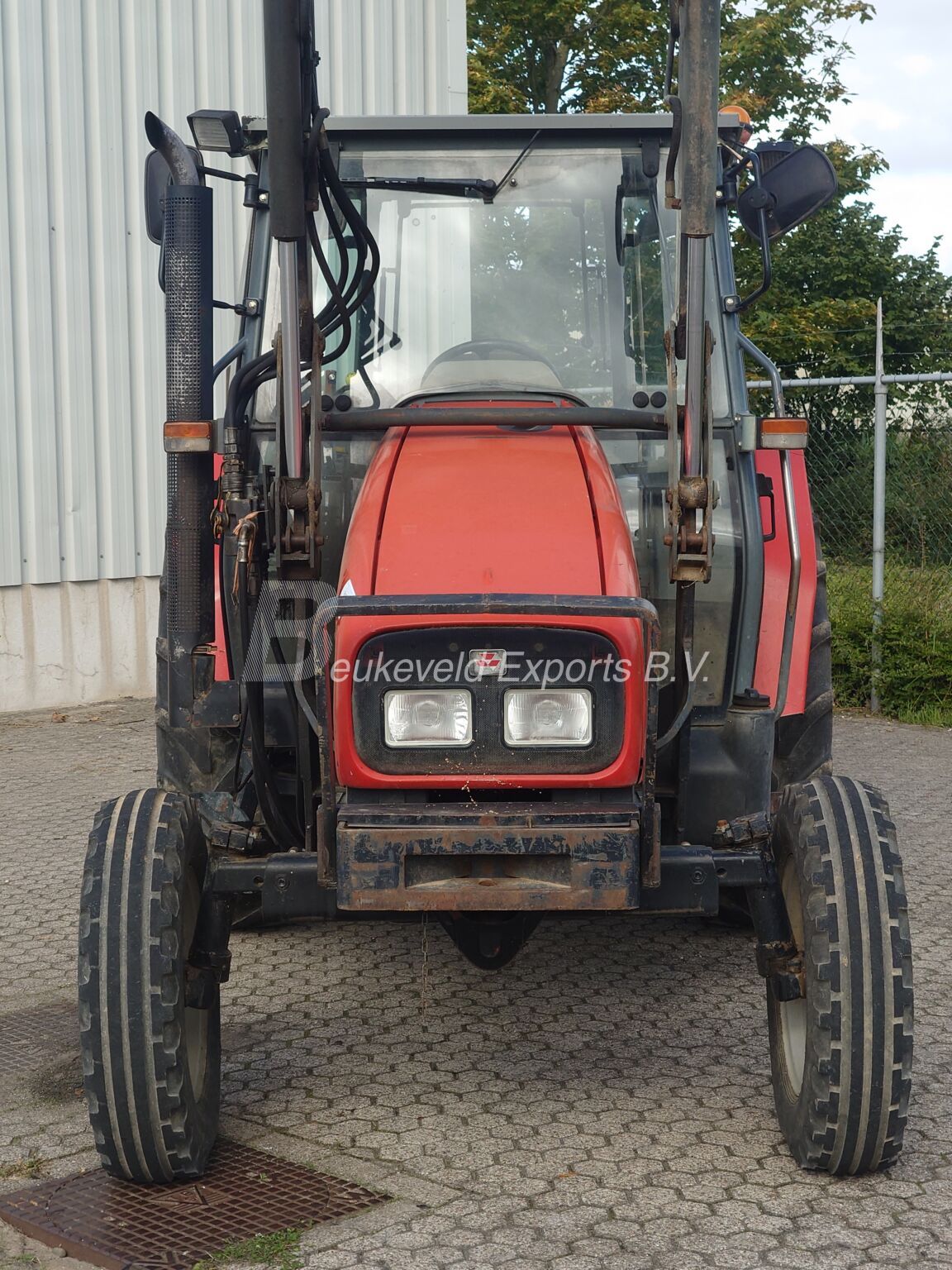 Massey Ferguson MF 4325 2wd frontloader Hi-vision (13)