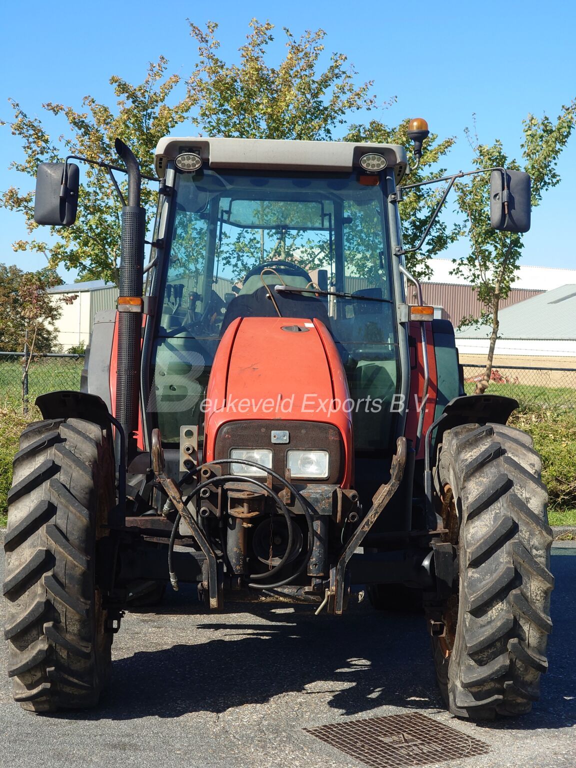 Massey Ferguson MF 4355 hi vision frontlift (11)