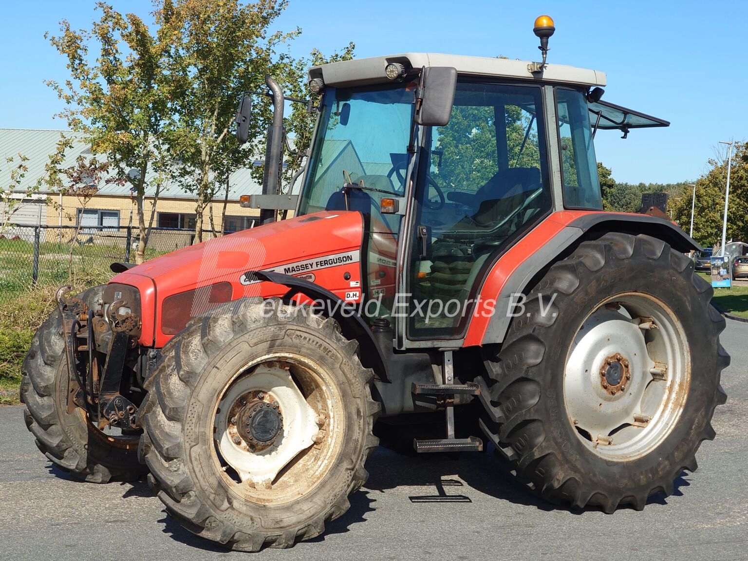 Massey Ferguson MF 4355 hi vision frontlift (15)