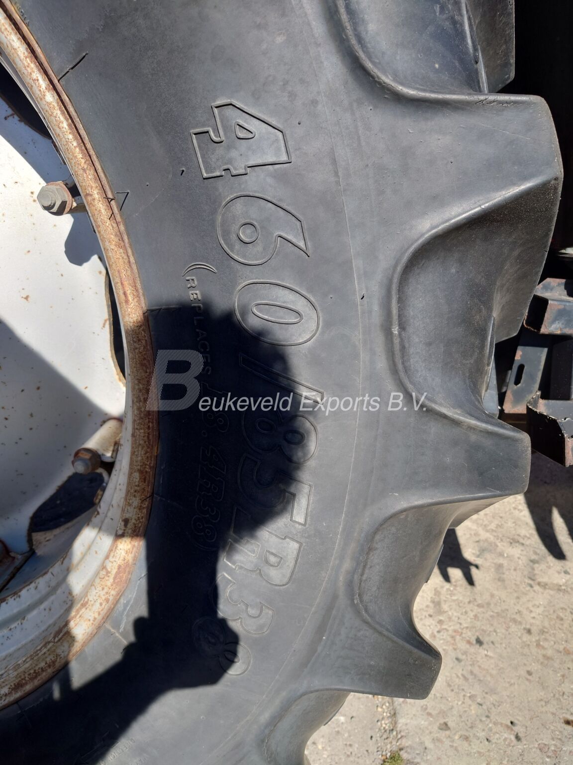 Massey Ferguson MF 4355 hi vision frontlift (2)