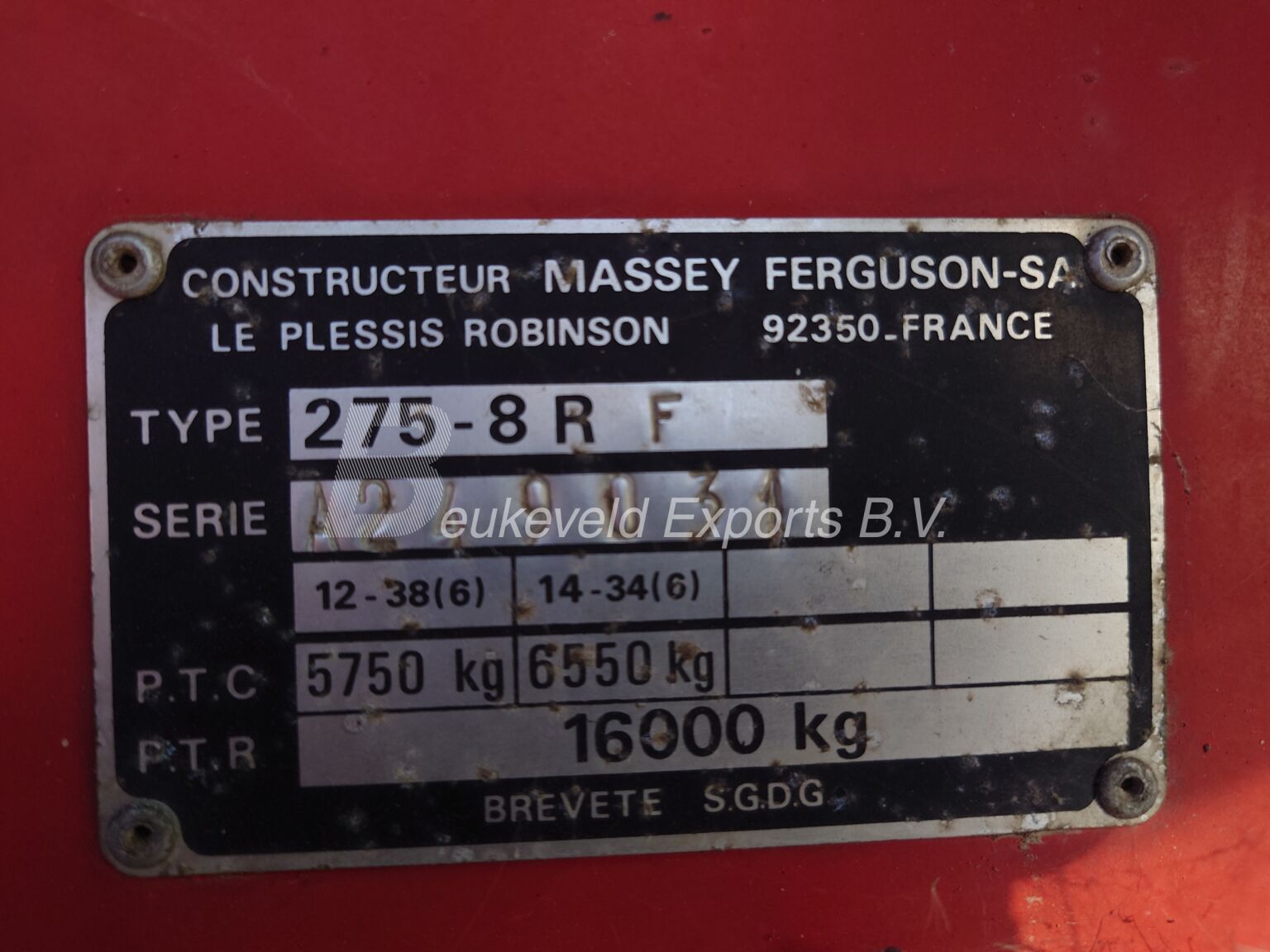 Massey Ferguson MF275 4X4 (1)