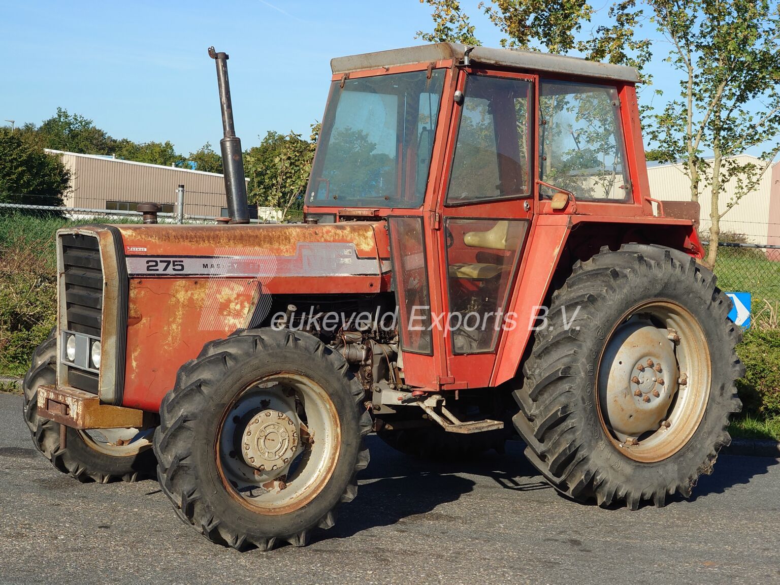 Massey Ferguson MF275 4X4 (10)