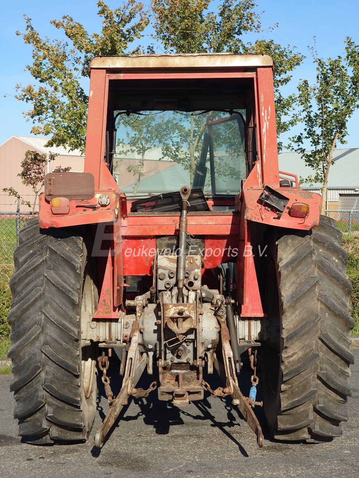 Massey Ferguson MF275 4X4 (6)