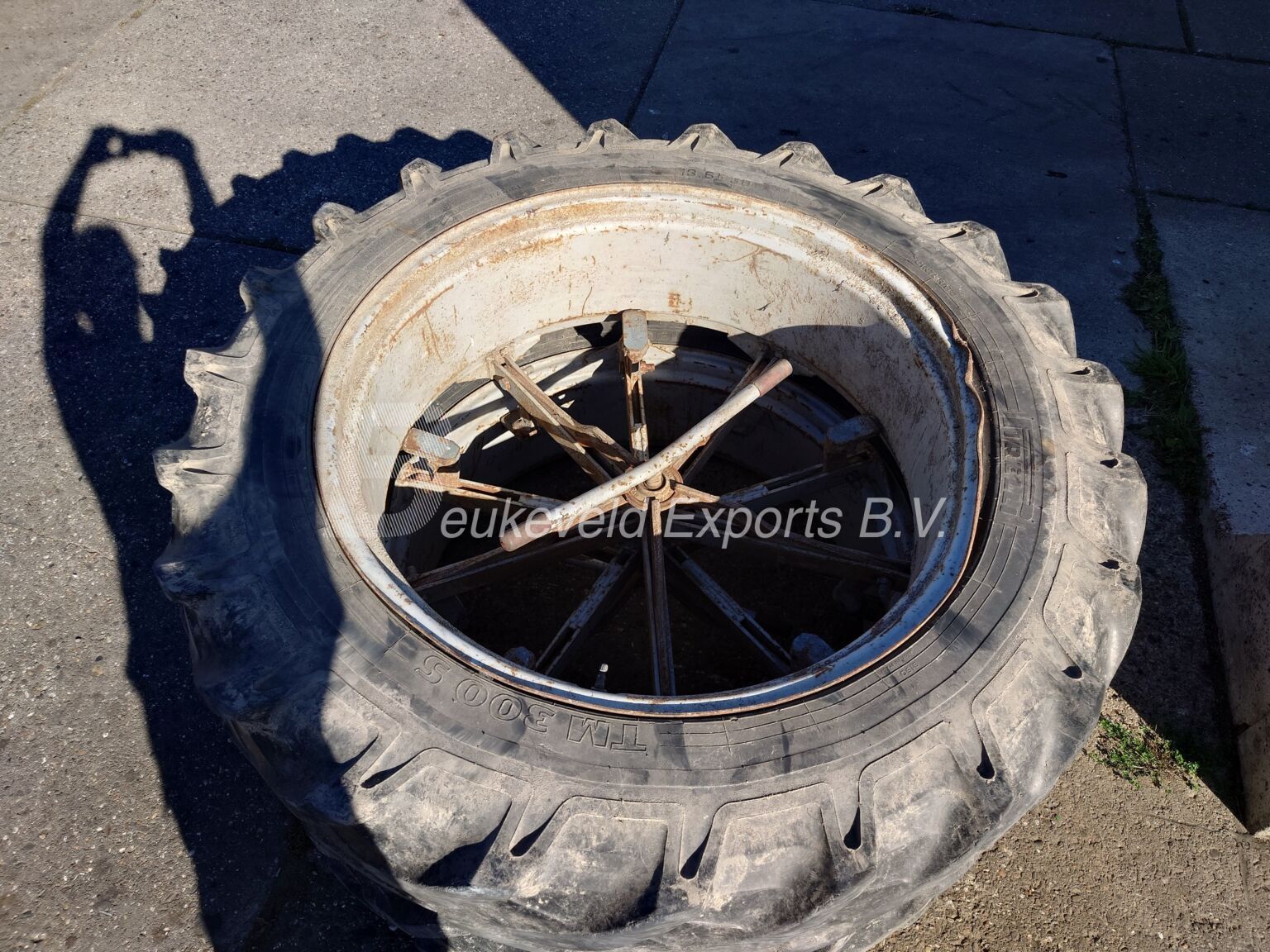 Massey Ferguson MF390 4X4 (2)