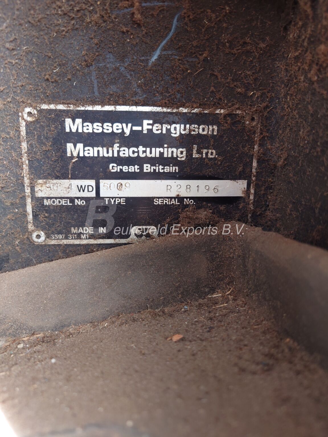 Massey Ferguson MF390 synchro 12 4X4 (10)