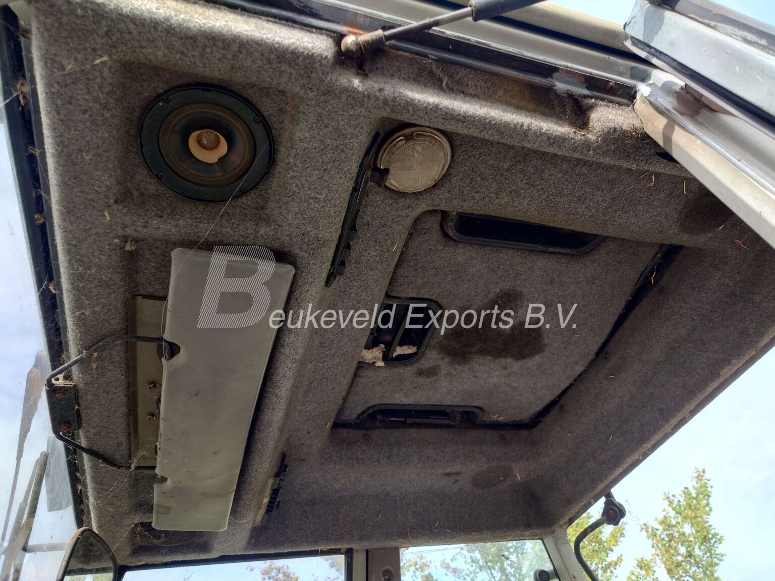 Massey Ferguson MF390 synchro 12 4X4 (4)