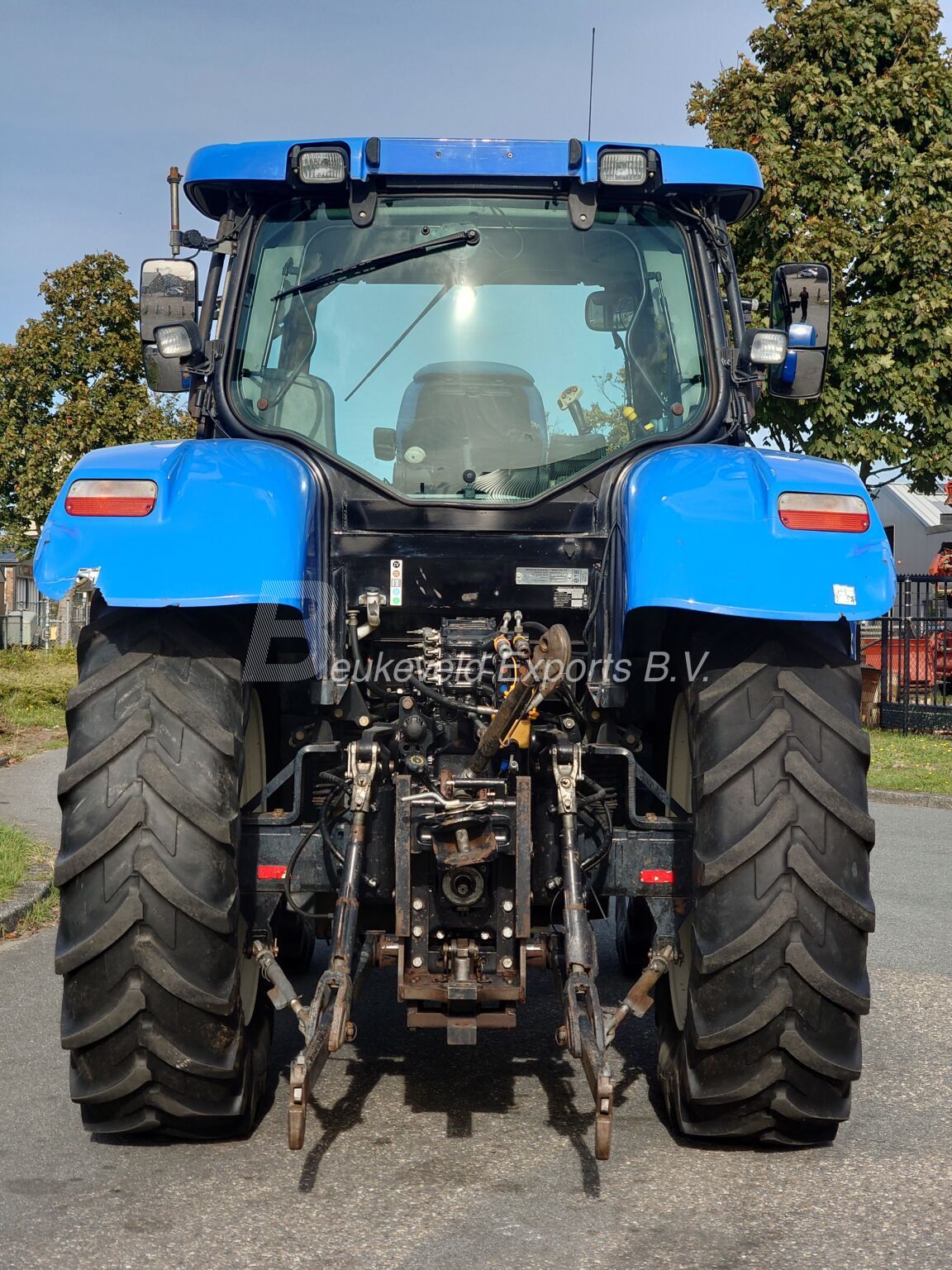 NEW HOLLAND T6050 Range command